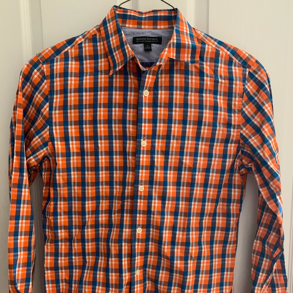 Men’s Dress shirt. Size small